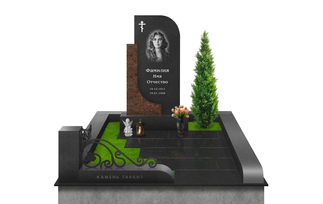 Мемориальный комплекс с плиткой и поребриком